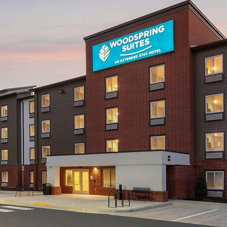 Woodsping Suites Washington Dc East Arena Drive Lake Arbor Exterior photo